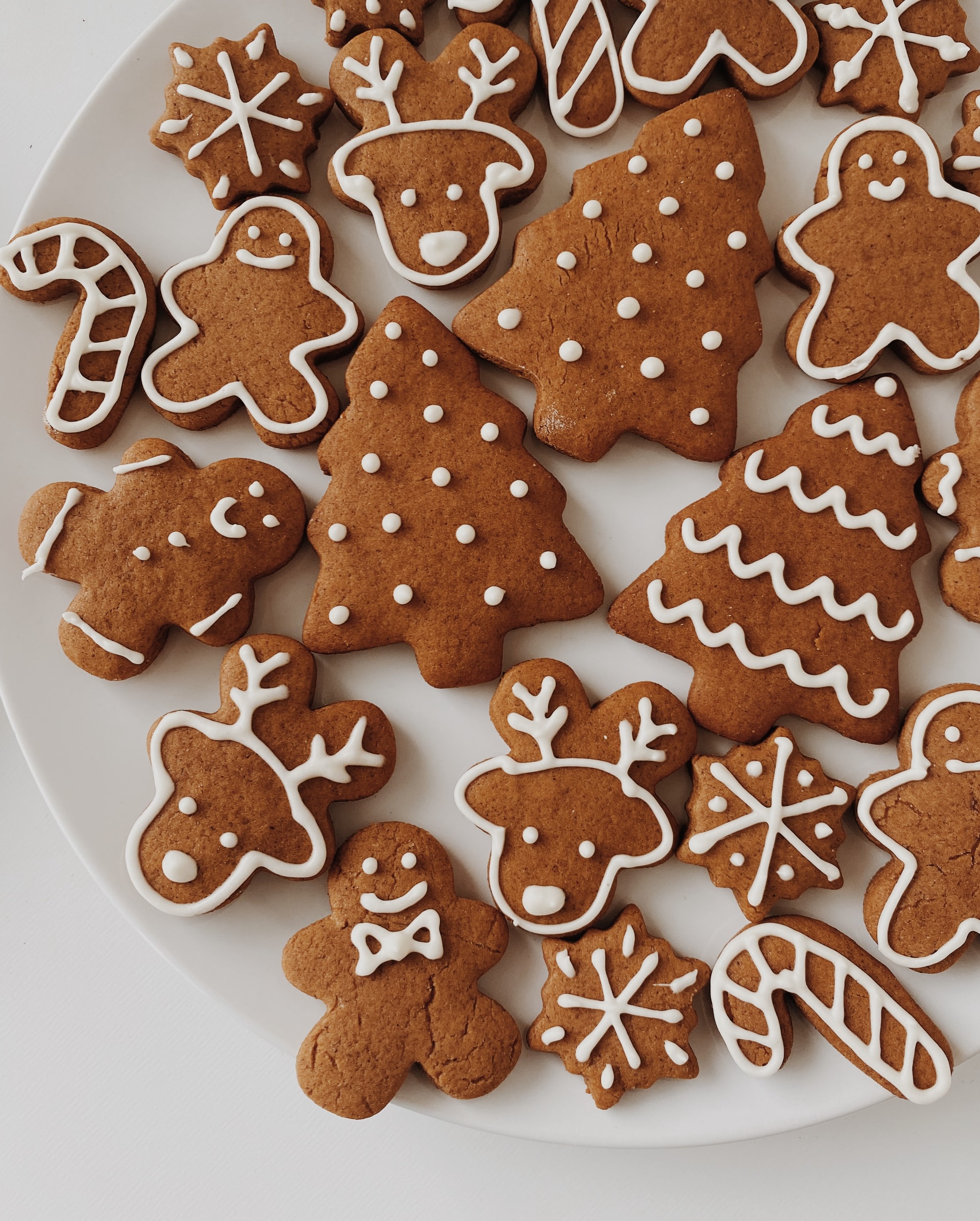 Various Gingerbread cookies Man Christmas Trees